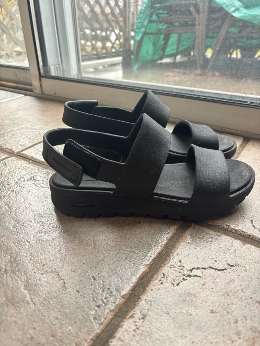 Skechers arch fit Sandals